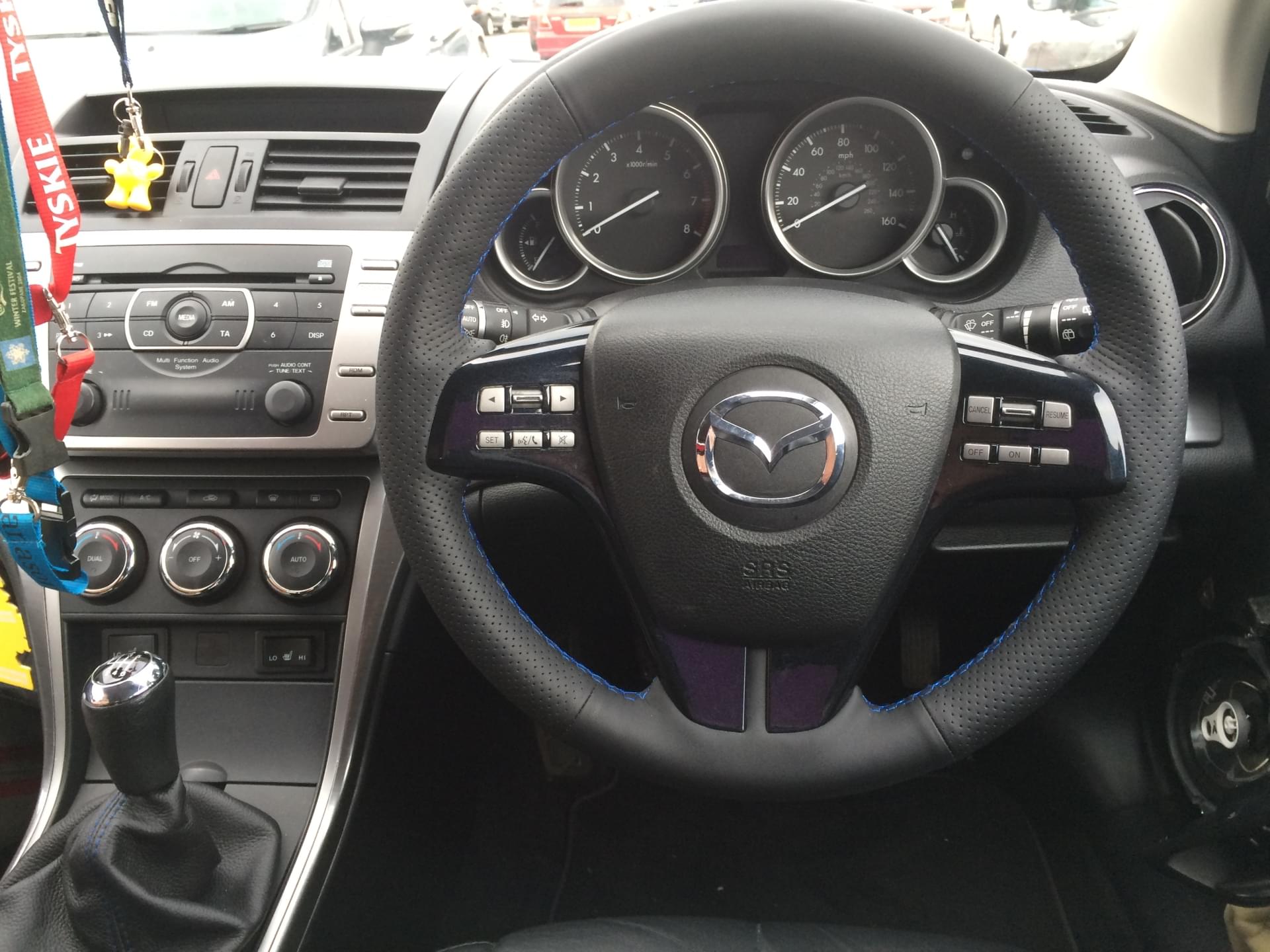 Mazda 6 Forum • Nowa skóra na kierownicy + nowy mieszek